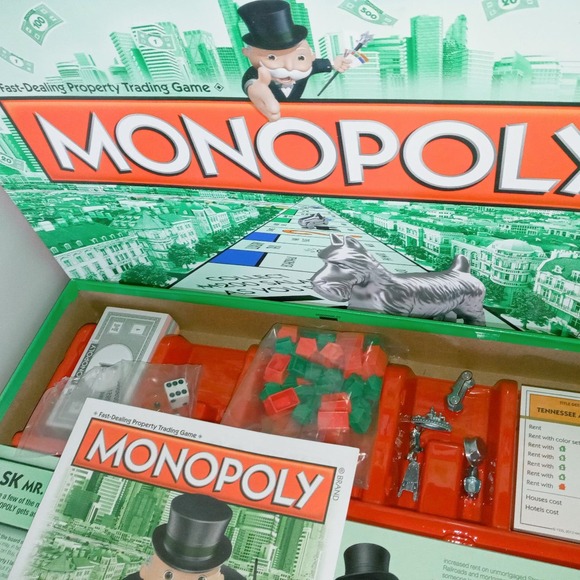 Monopoly 2013 Edition New  mostly - Picture 3 of 3